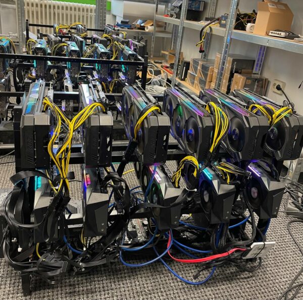 Grafikkarten_Rig_aus_RTX_3070 Grafikkarten Rig aus RTX 3070